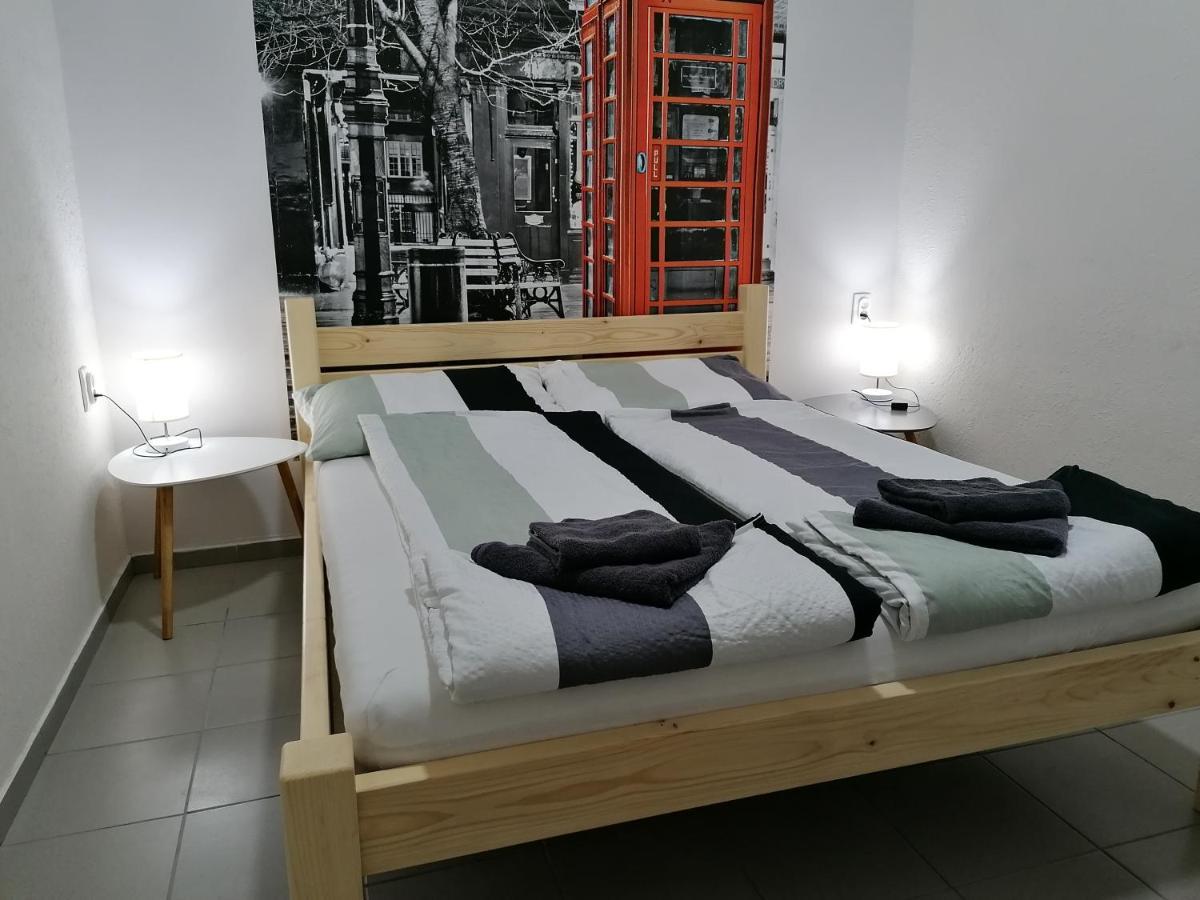 Apartmani Sirmium Sremska Mitrovica Exteriér fotografie